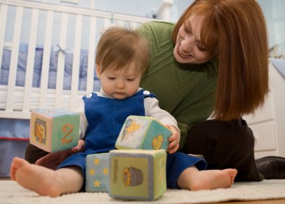 Baby Development Games 8 mom-and-baby.jpg